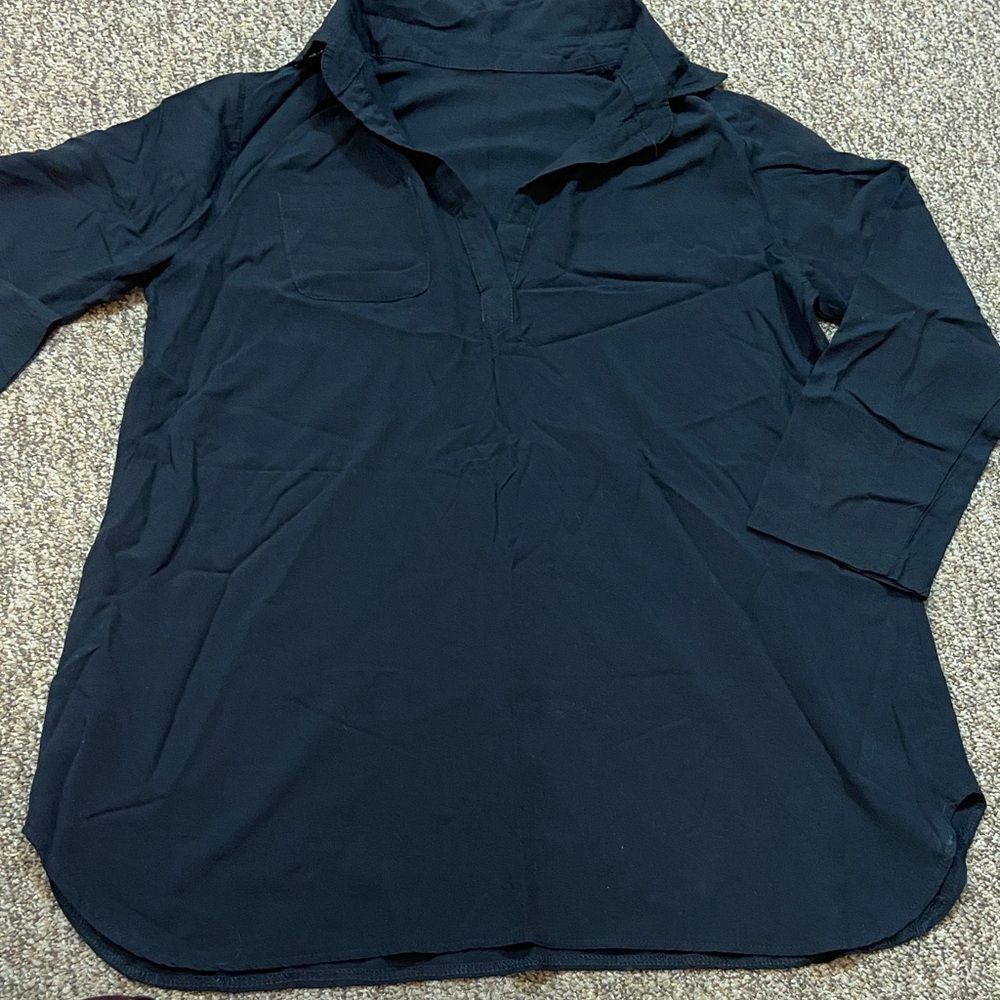 10/$50 Women's Black Blouse Size M